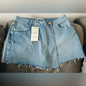 Zara Light Blue Denim Mini Skirt - Raw Hem